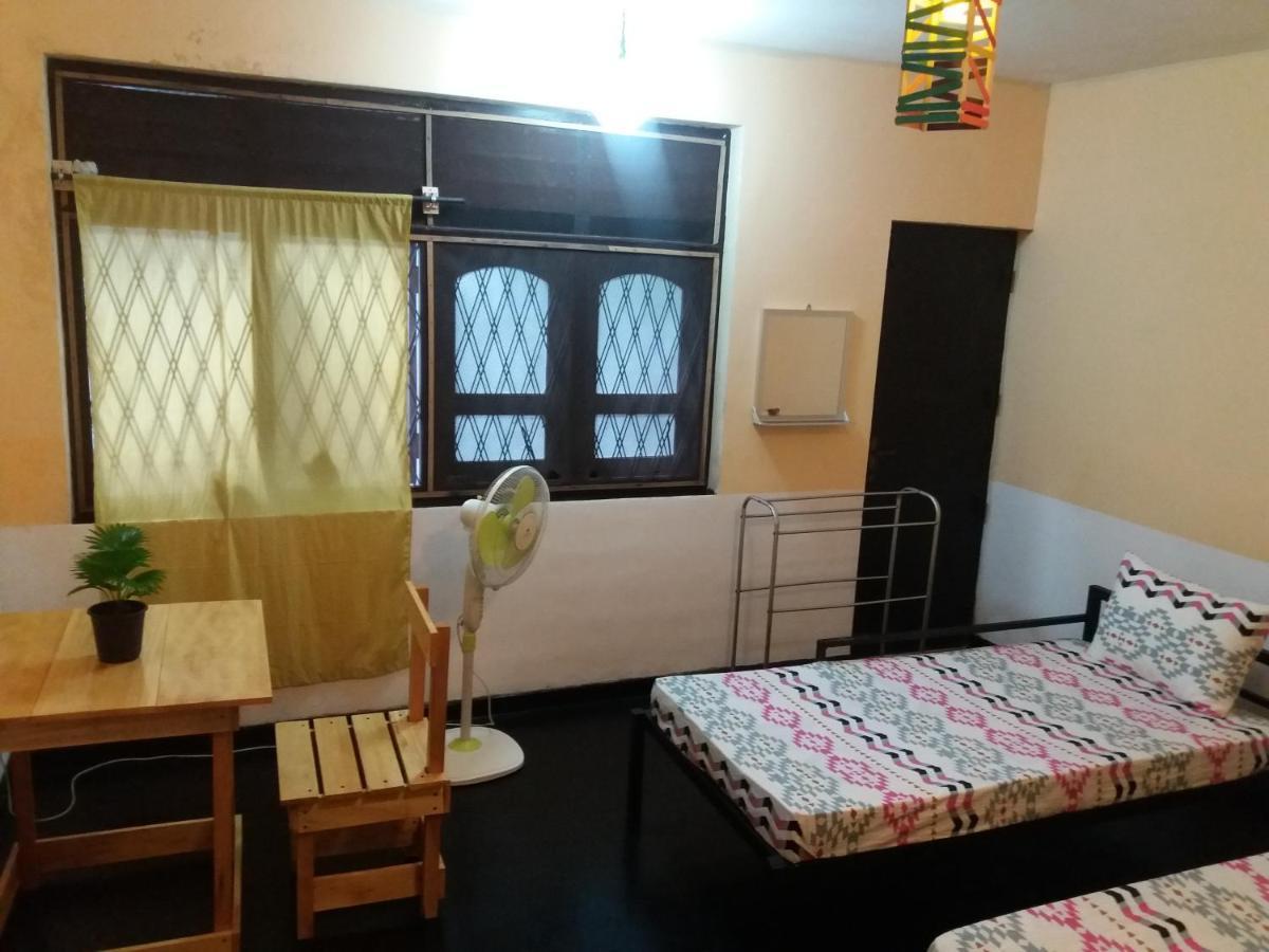 Mazz Homestay Negombo Eksteriør billede