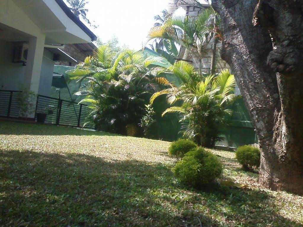 Mazz Homestay Negombo Eksteriør billede